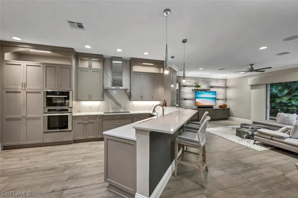 4896 Rustic Oaks Circle Naples FL 34105
