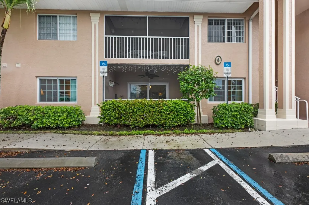 27107 Matheson Avenue Bonita Springs FL 34135