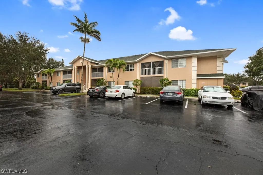 27107 Matheson Avenue Bonita Springs FL 34135