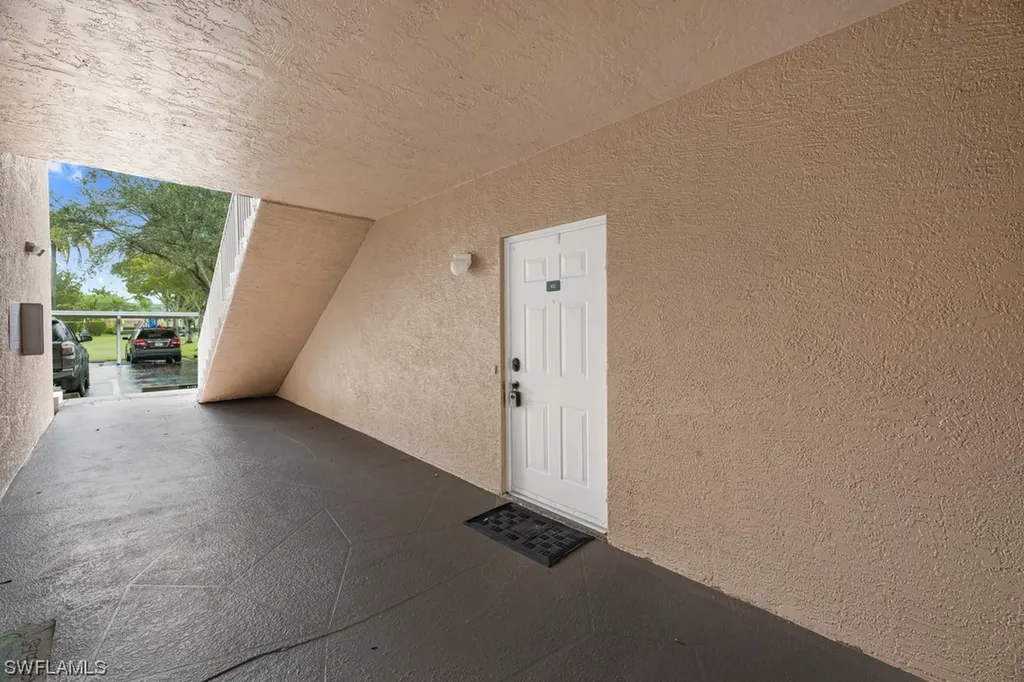 27107 Matheson Avenue Bonita Springs FL 34135
