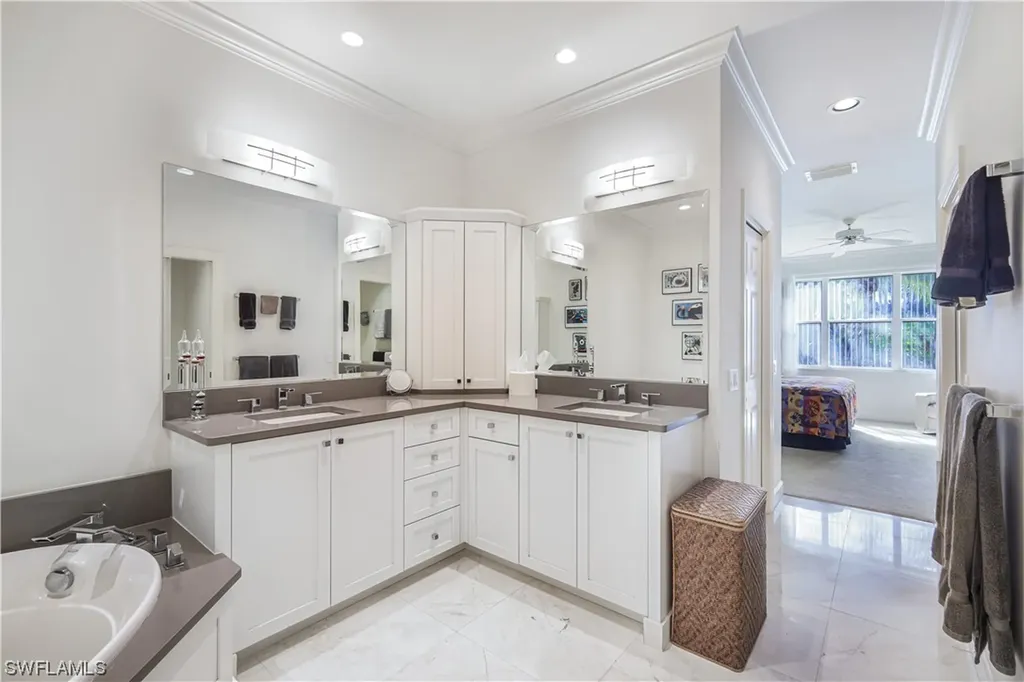 27583 Riverbank Drive Bonita Springs FL 34134