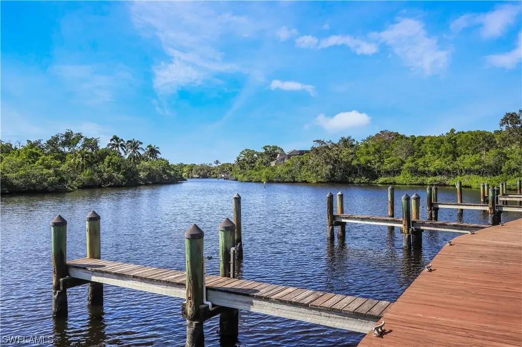 27583 Riverbank Drive Bonita Springs FL 34134