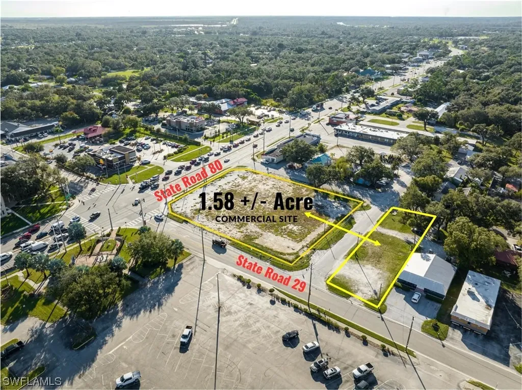 10 W Hickpochee Avenue Labelle FL 33935