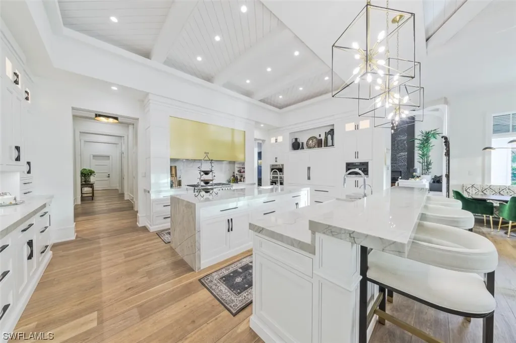 185 Cajeput Drive Naples FL 34108