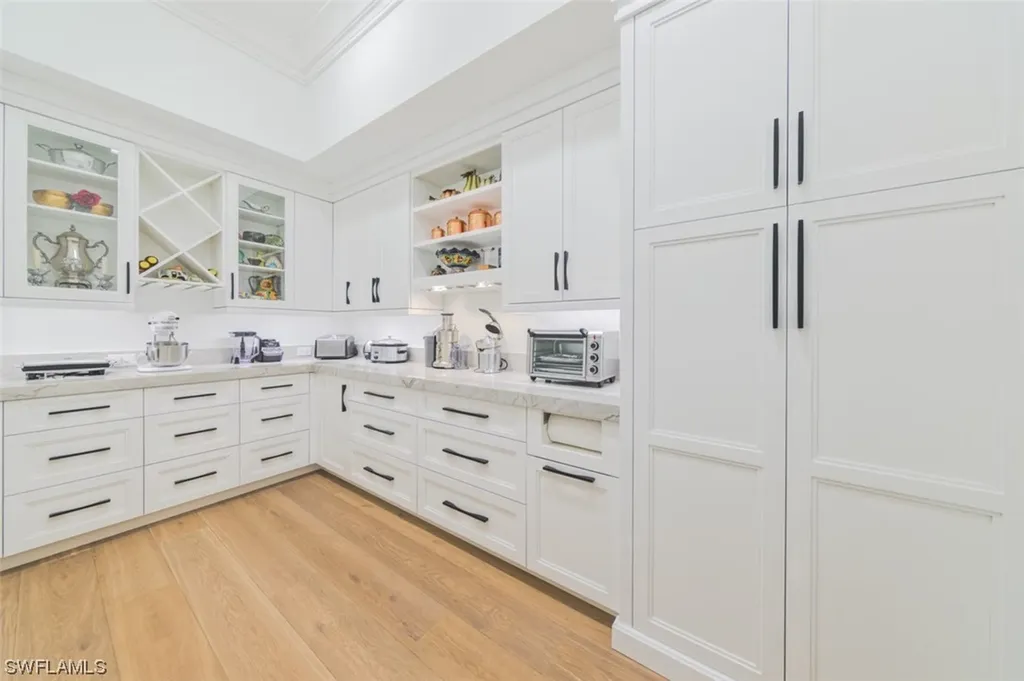 185 Cajeput Drive Naples FL 34108