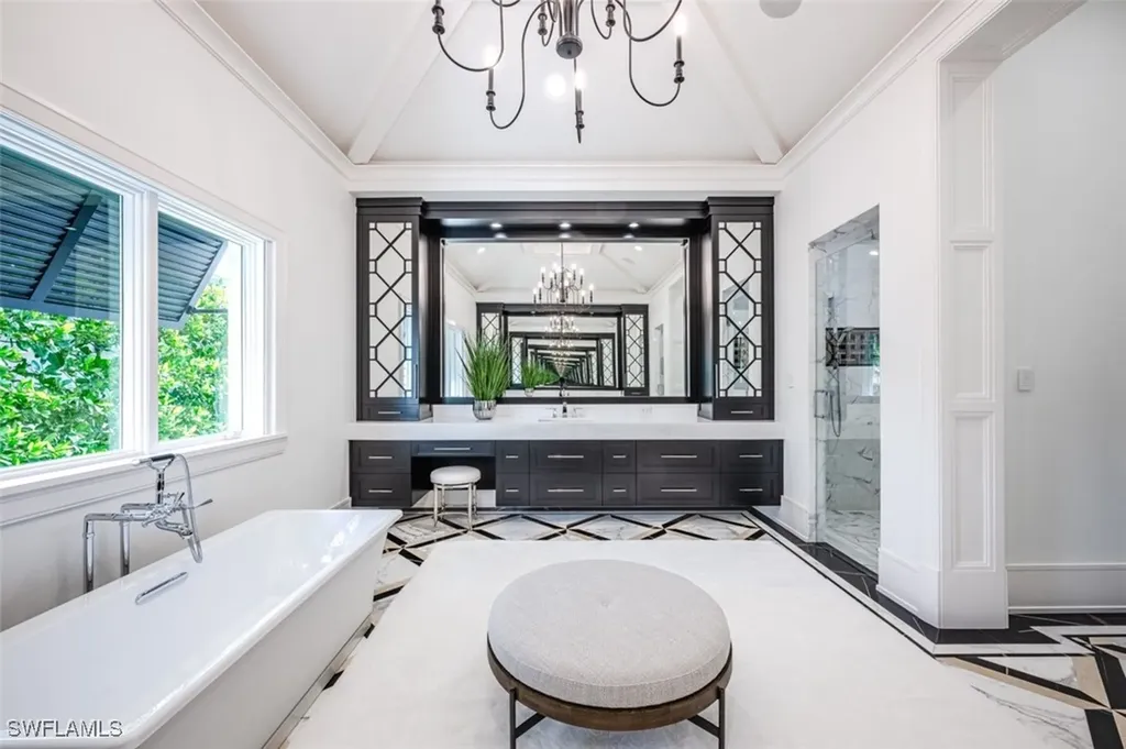 185 Cajeput Drive Naples FL 34108