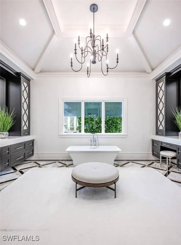 185 Cajeput Drive Naples FL 34108