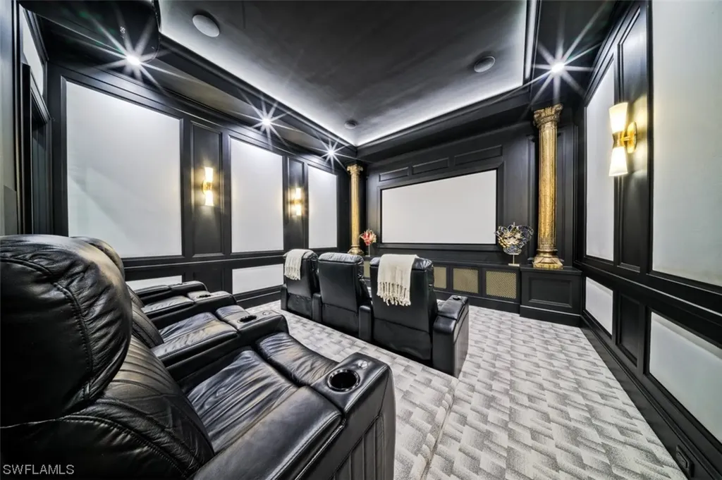 185 Cajeput Drive Naples FL 34108