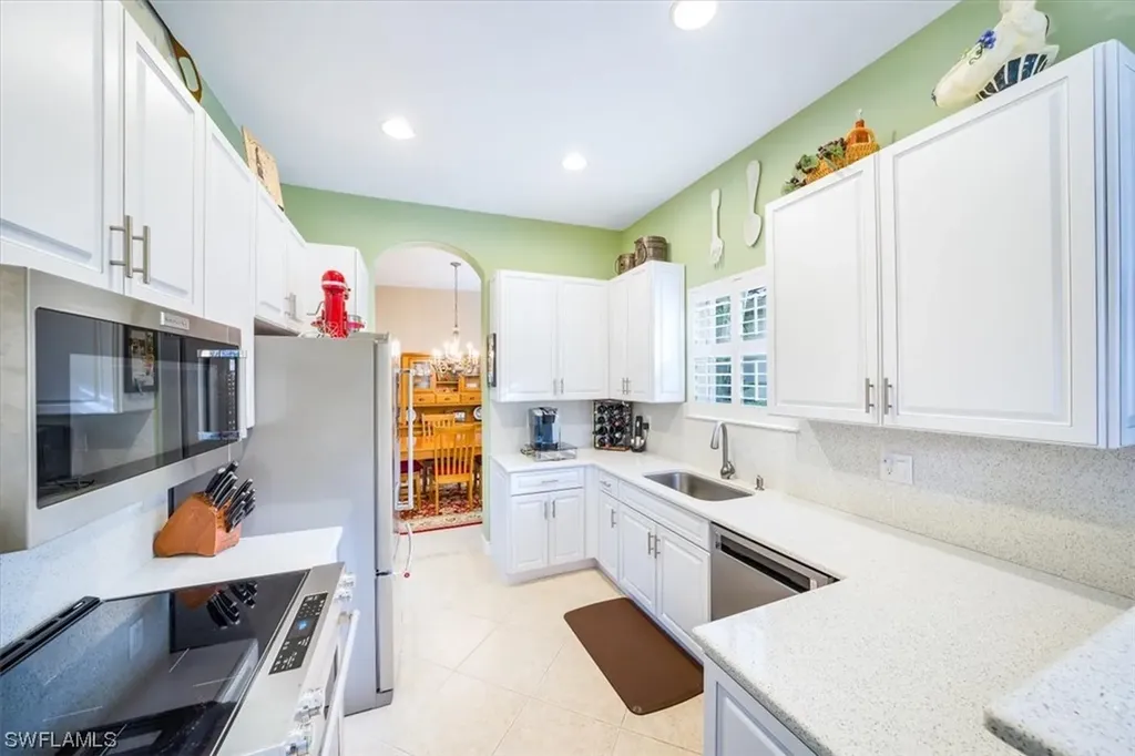 845 Vistana Circle Naples FL 34119