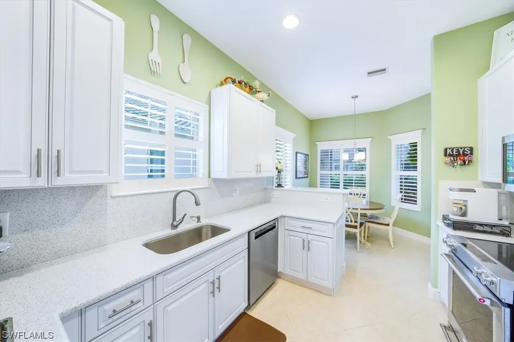 845 Vistana Circle Naples FL 34119