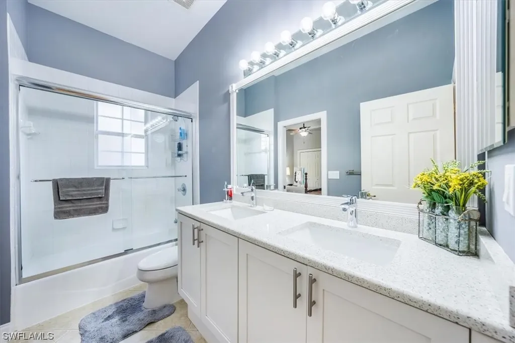 845 Vistana Circle Naples FL 34119