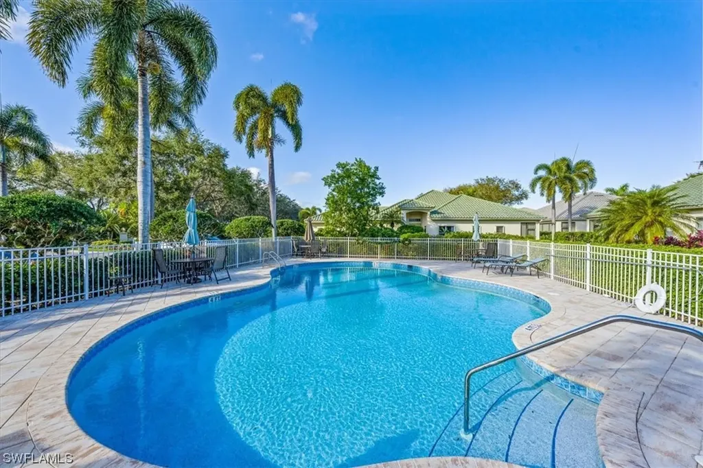 845 Vistana Circle Naples FL 34119