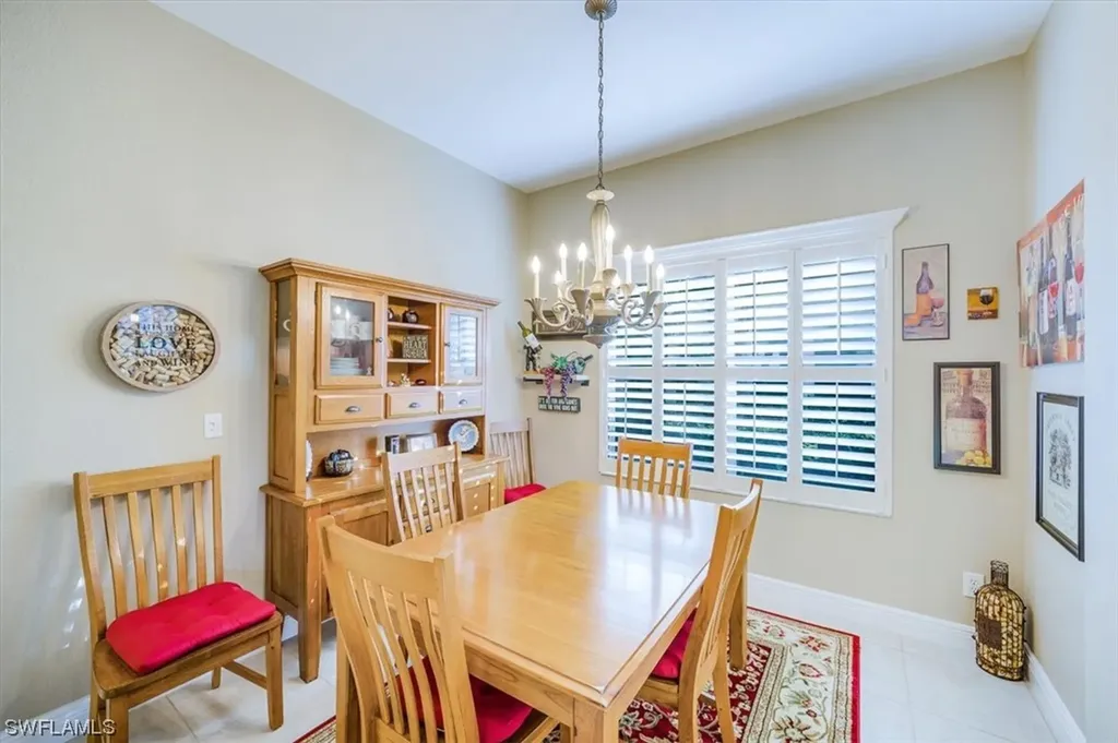 845 Vistana Circle Naples FL 34119