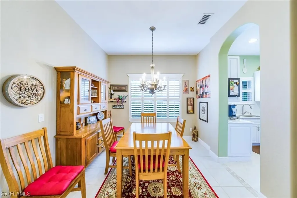 845 Vistana Circle Naples FL 34119