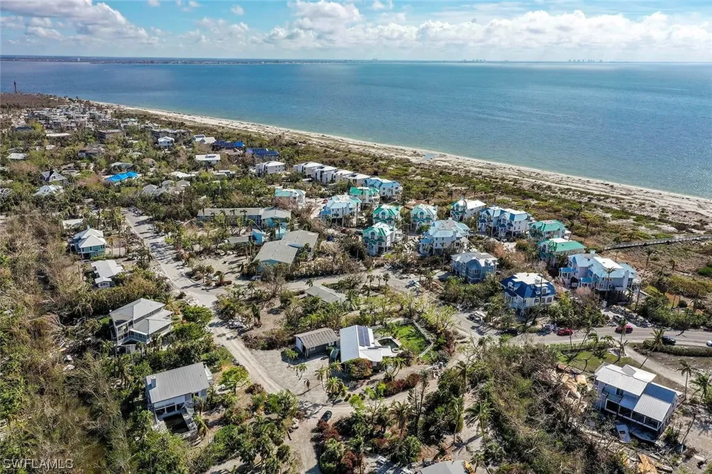 440 E Gulf Drive Sanibel FL 33957