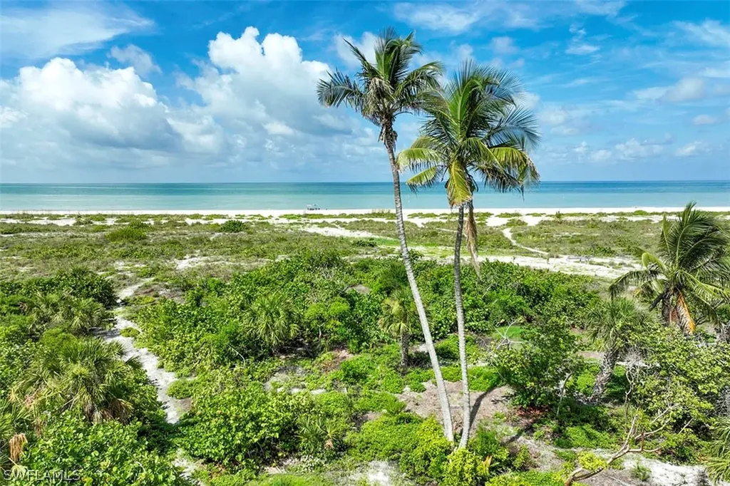 4801 Tradewinds Drive Sanibel FL 33957