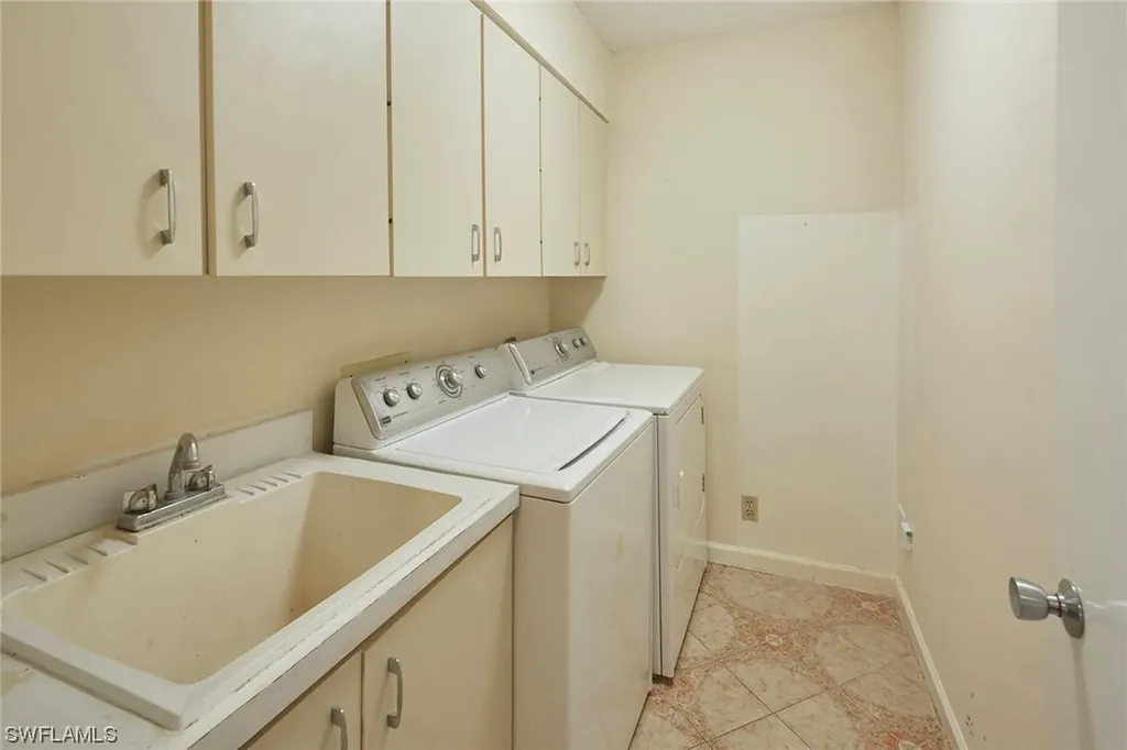 4901 Gulf Shore Boulevard N Naples FL 34103
