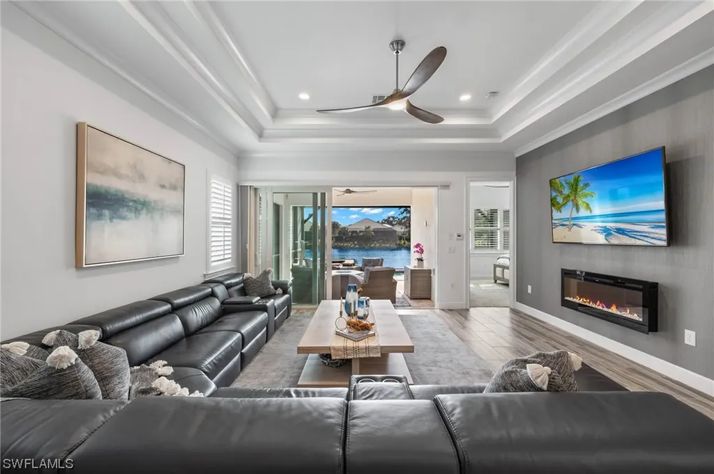 7035 Dominica Drive Naples FL 34113