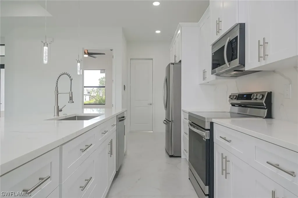 3303 21st Street SW Lehigh Acres FL 33976