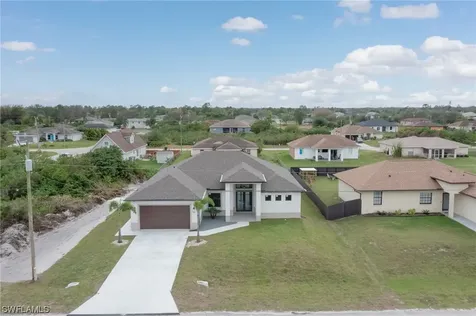 3303 21ST Street SW Lehigh Acres FL 33976
