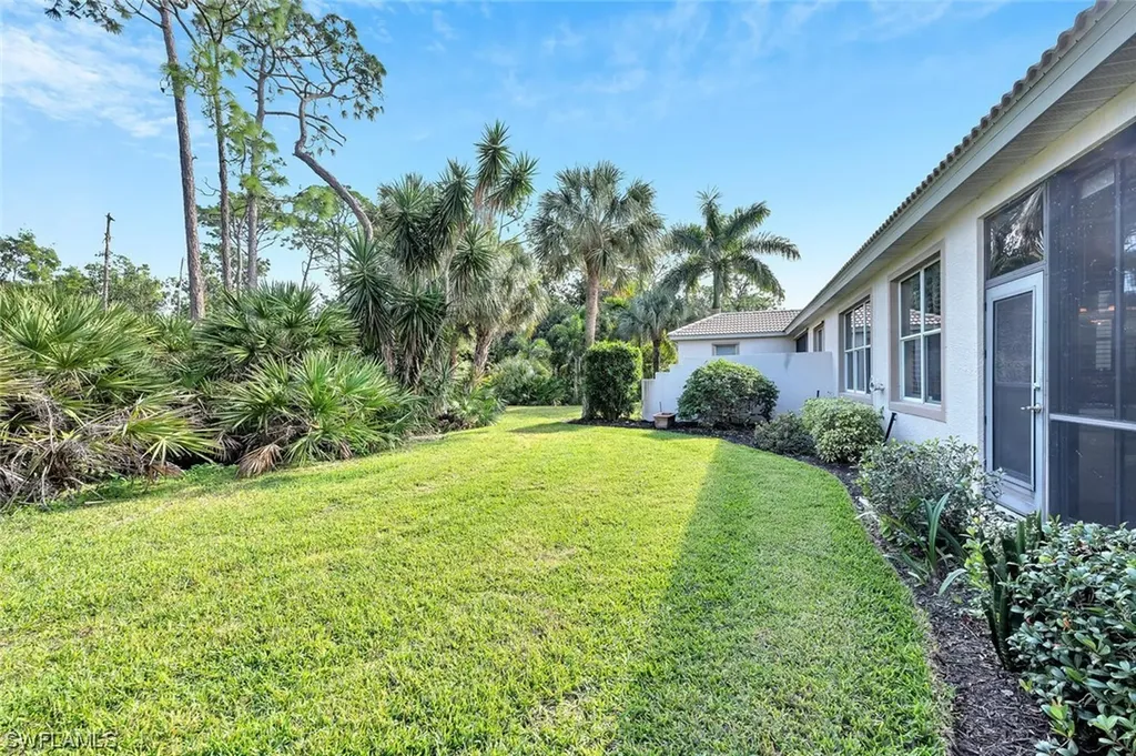 6763 Old Banyan Way Naples FL 34109