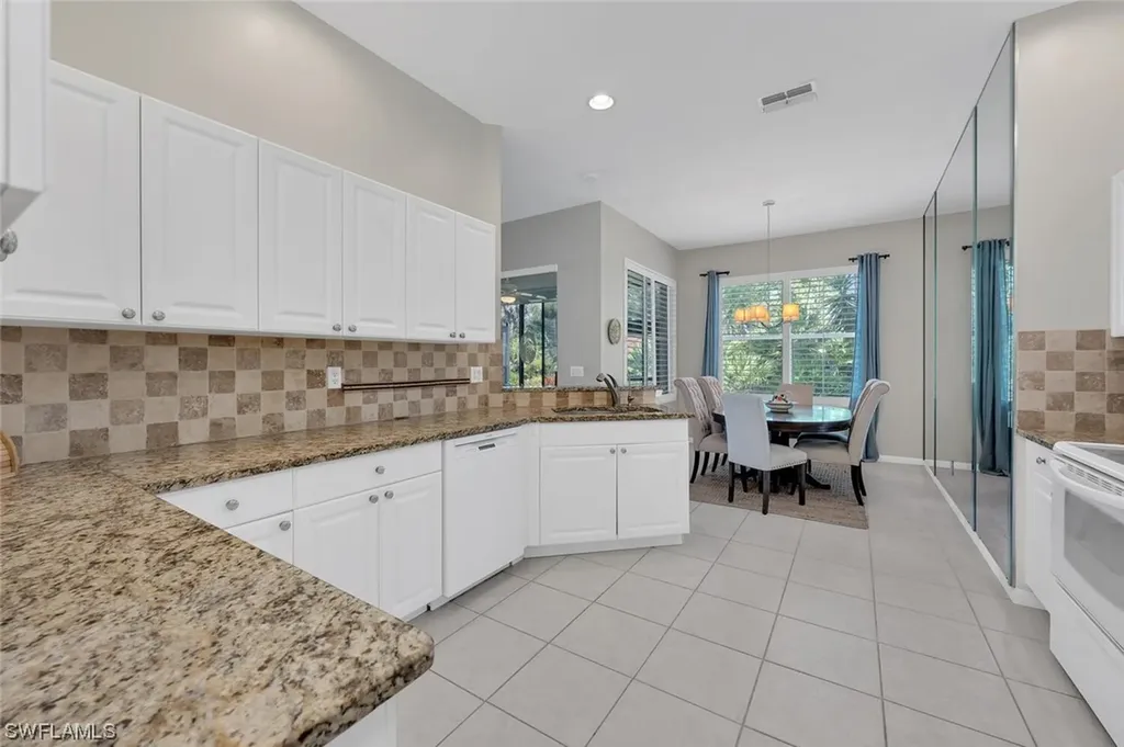 6763 Old Banyan Way Naples FL 34109