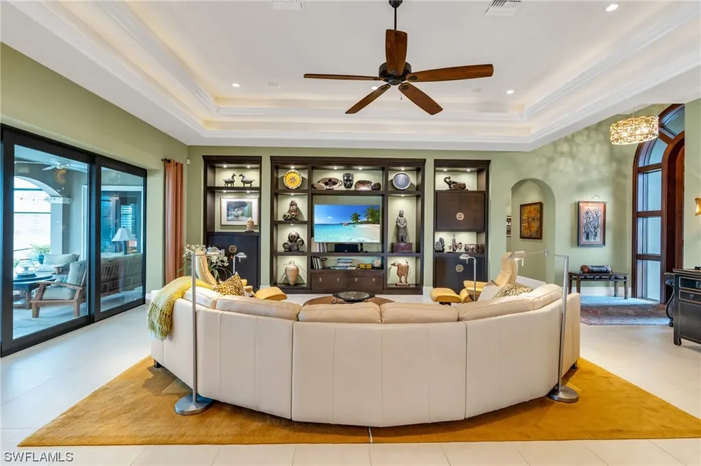 368 Bayside Avenue Naples FL 34108