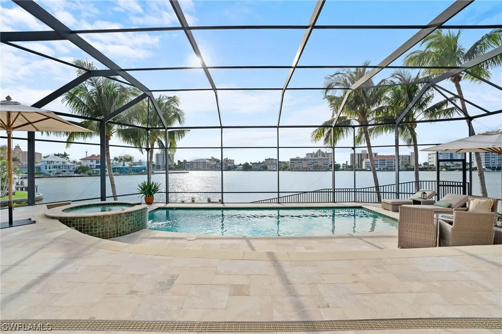 368 Bayside Avenue Naples FL 34108