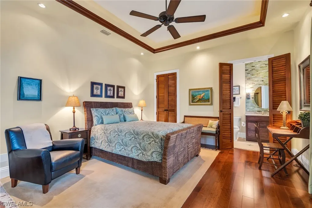 368 Bayside Avenue Naples FL 34108