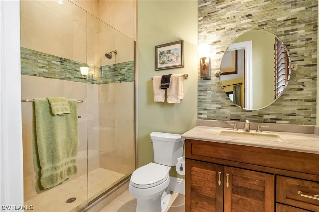 368 Bayside Avenue Naples FL 34108