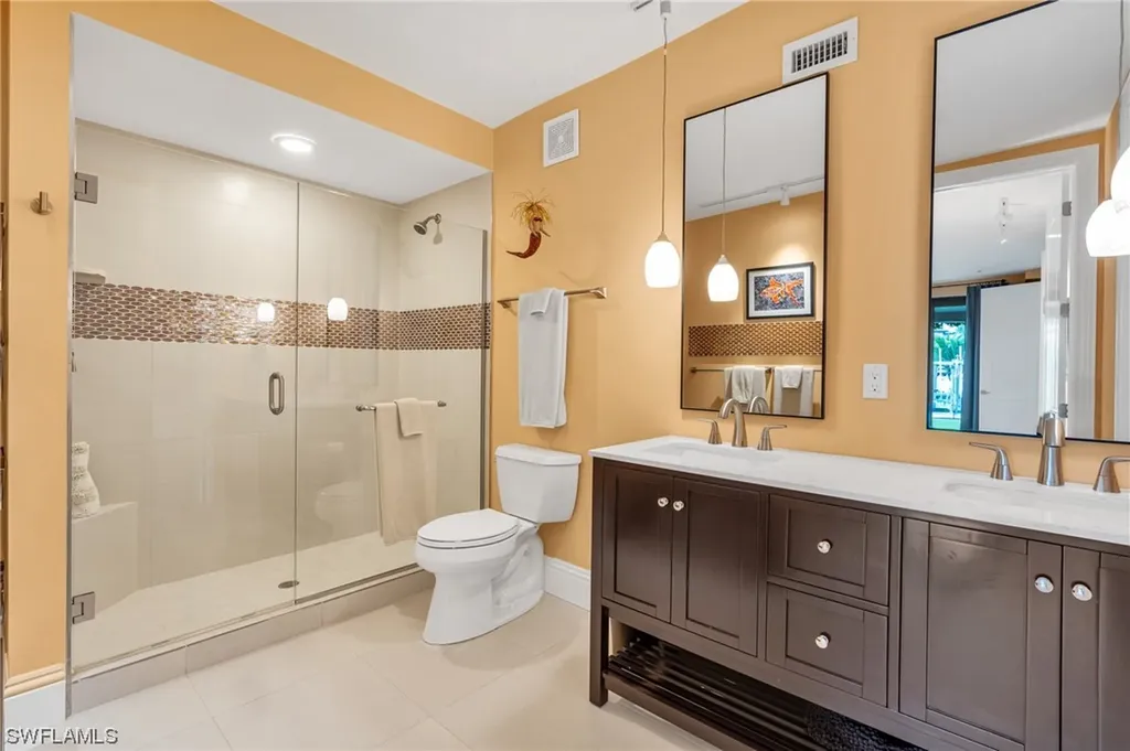 368 Bayside Avenue Naples FL 34108