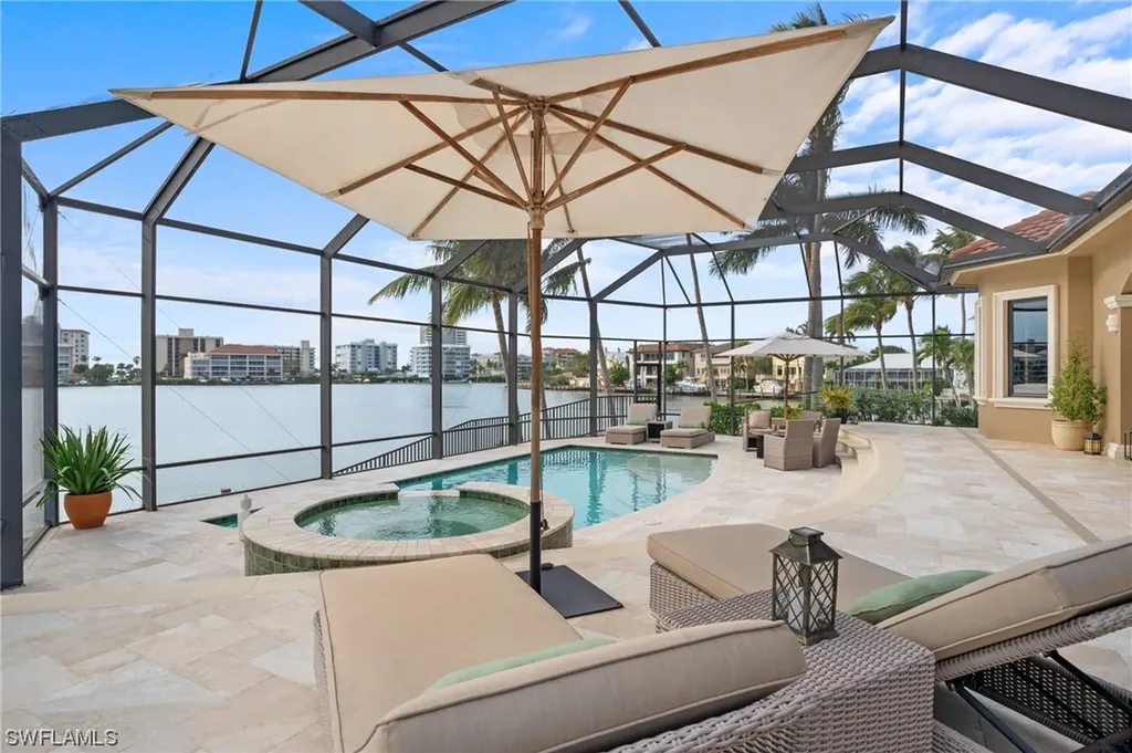 368 Bayside Avenue Naples FL 34108