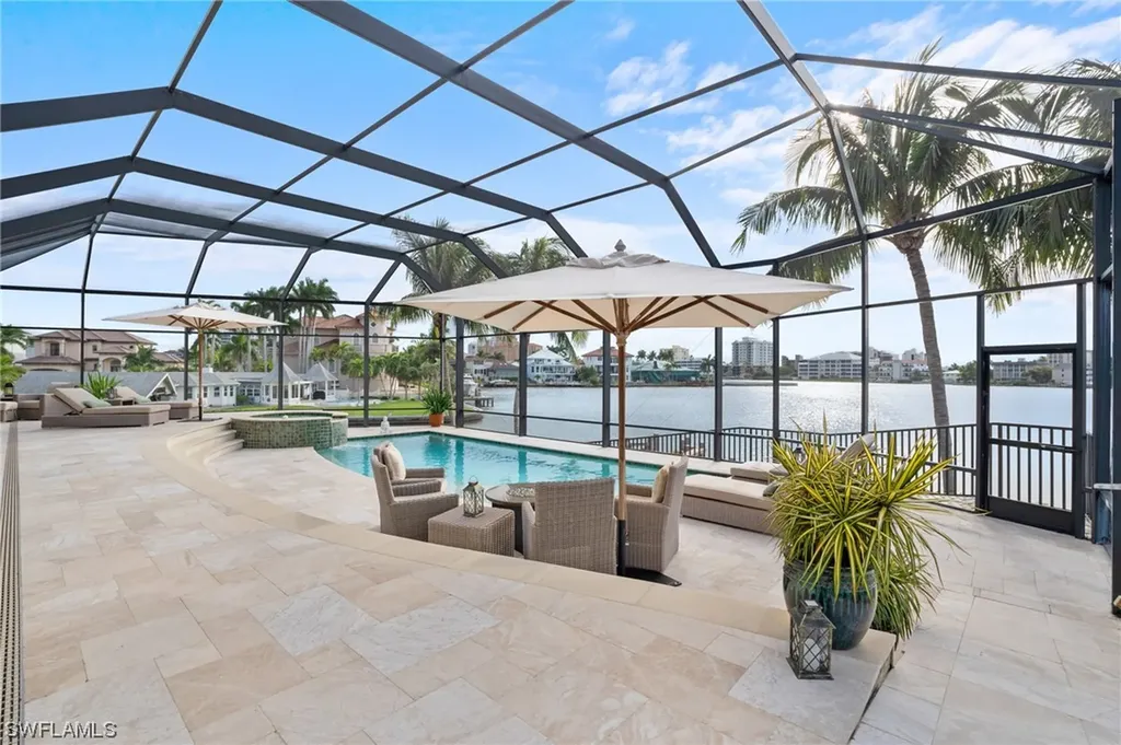 368 Bayside Avenue Naples FL 34108