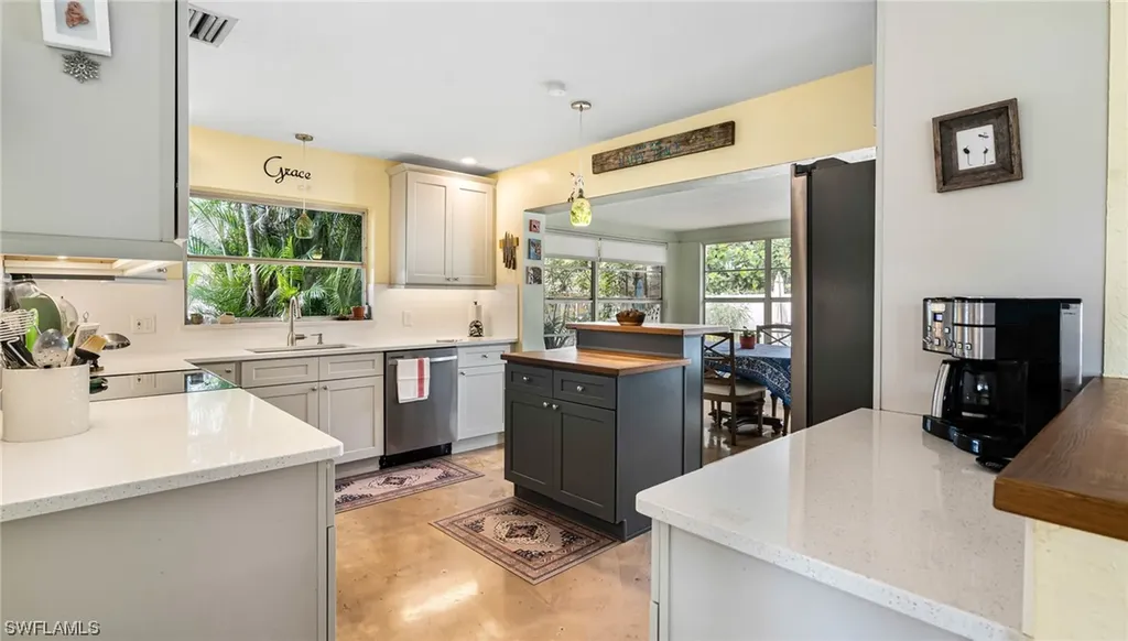 2267 Aldridge Avenue Fort Myers FL 33907