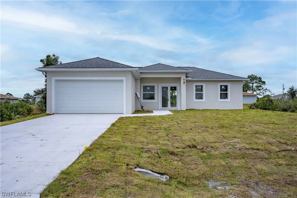 2906 63rd Street W Lehigh Acres FL 33971