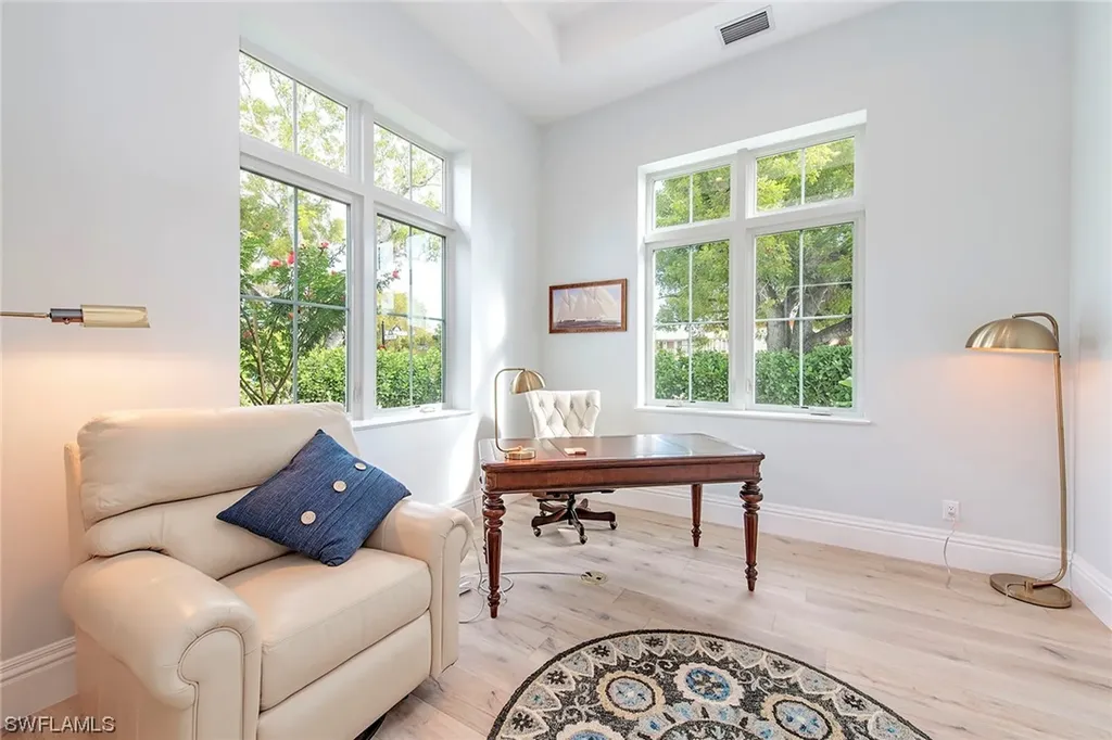 788 Broad Court S Naples FL 34102