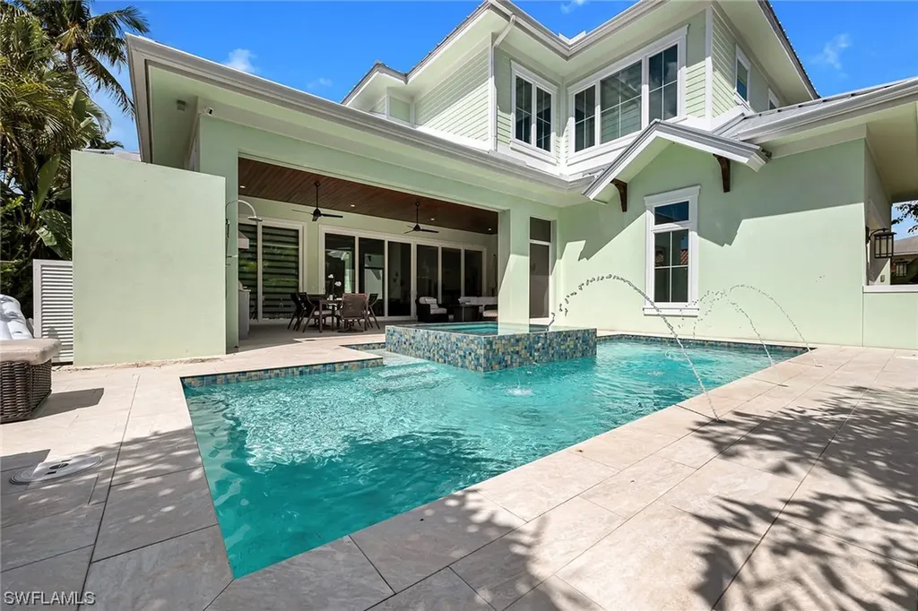 788 Broad Court S Naples FL 34102