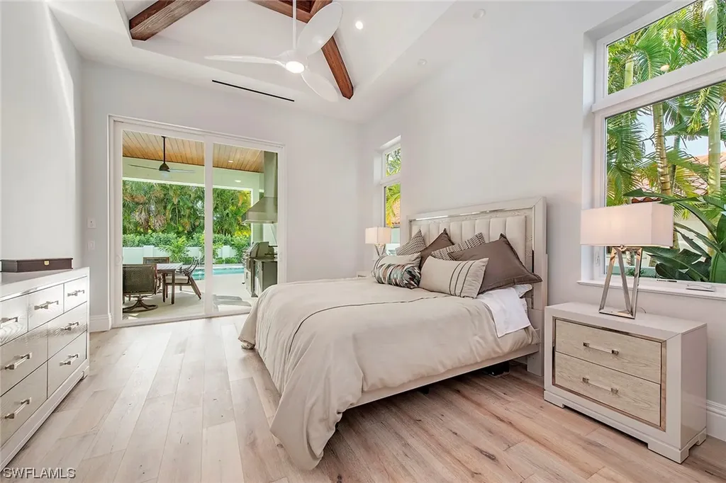 788 Broad Court S Naples FL 34102