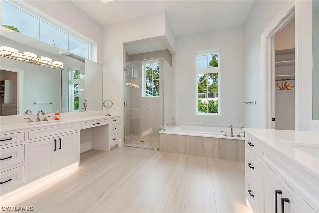788 Broad Court S Naples FL 34102