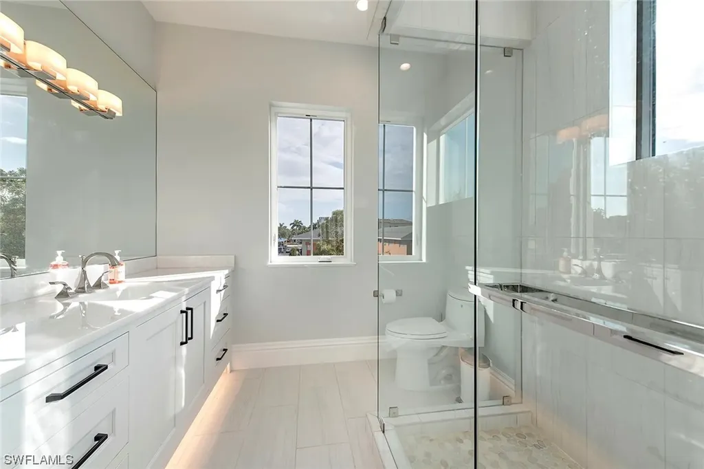 788 Broad Court S Naples FL 34102