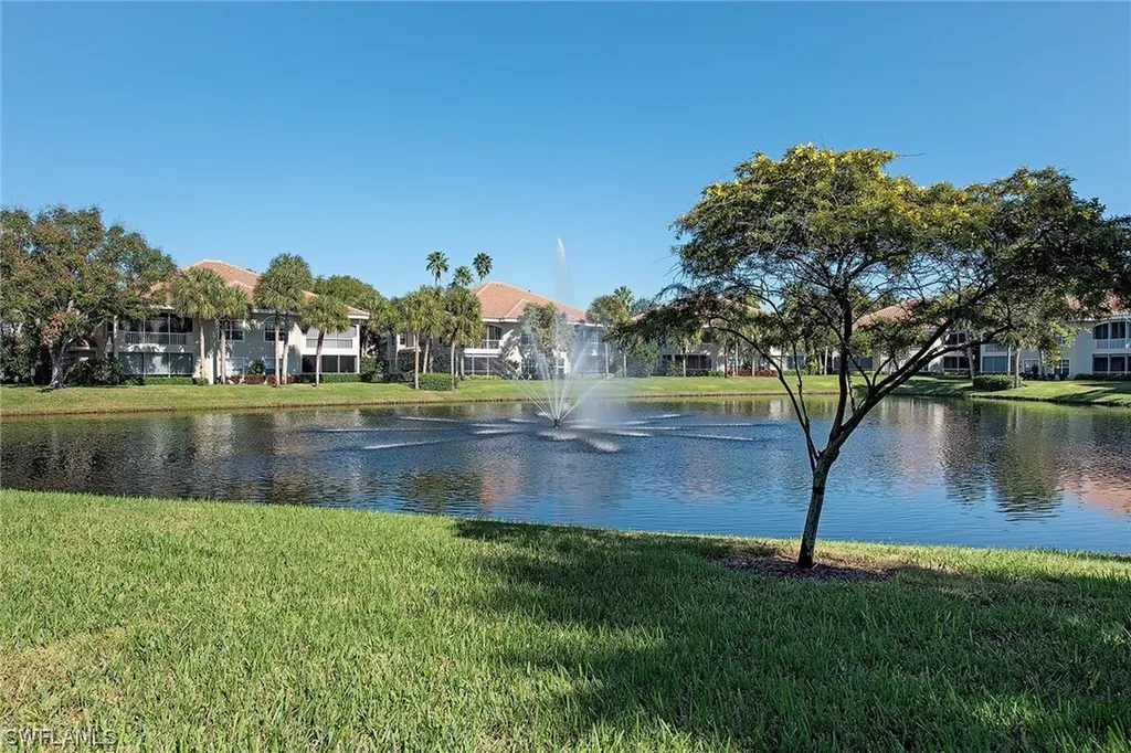 Naples FL, 8429 Abbington Circle, Unit 5-511