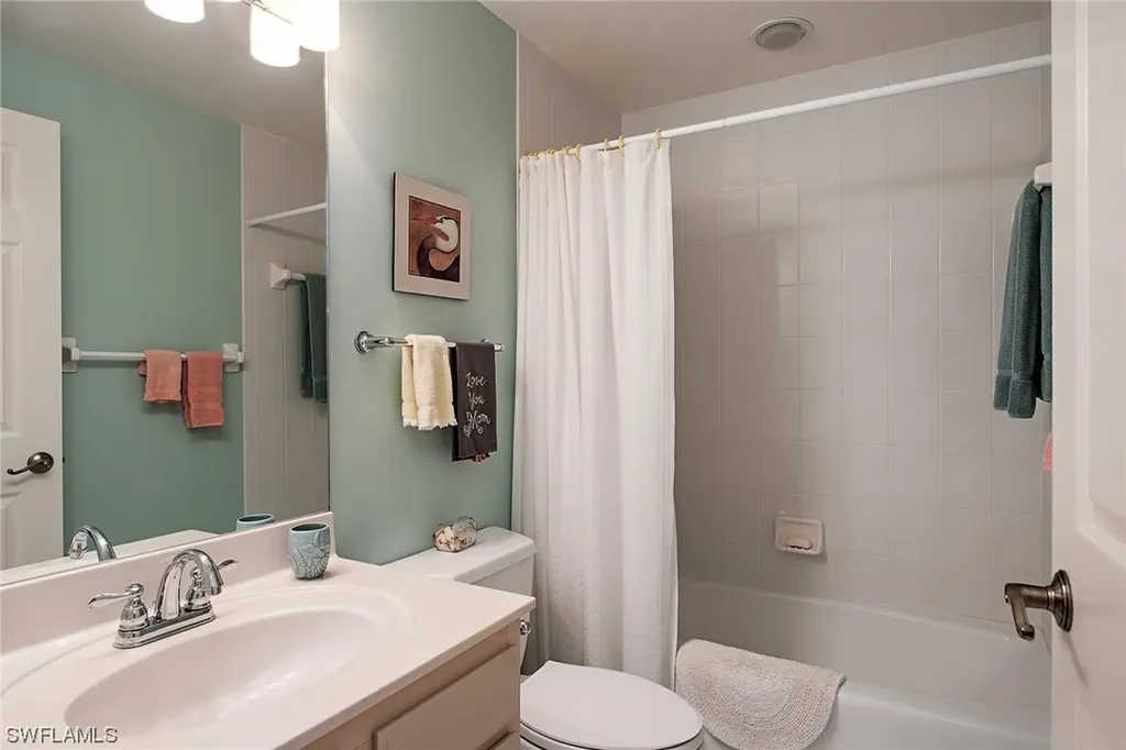 8429 Abbington Circle Naples FL 34108