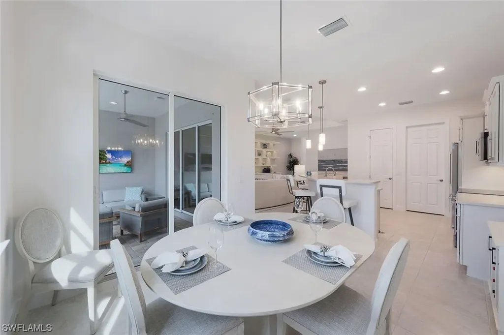 9104 Siesta Bay Drive Naples FL 34120