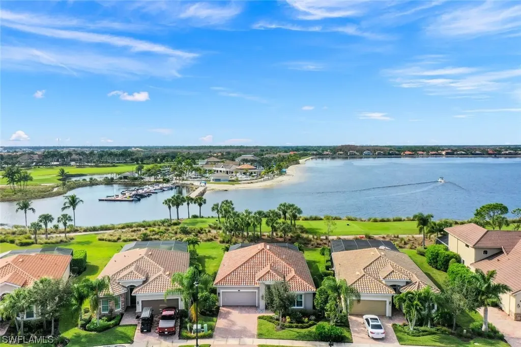 9104 Siesta Bay Drive Naples FL 34120