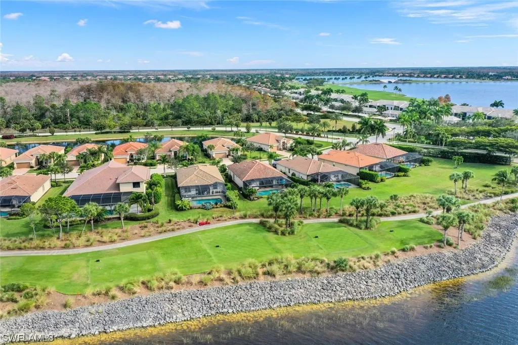 9104 Siesta Bay Drive Naples FL 34120