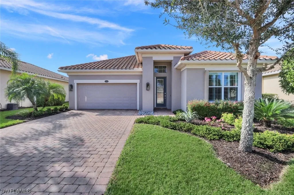 9104 Siesta Bay Drive Naples FL 34120