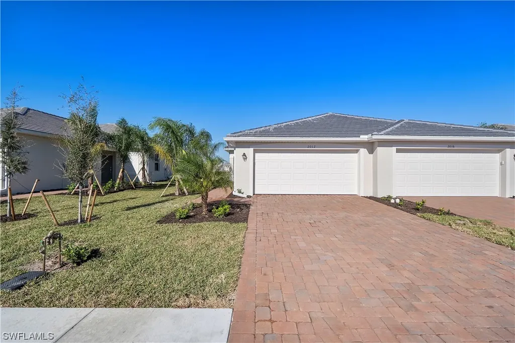 2012 Vermont Lane Naples FL 34120