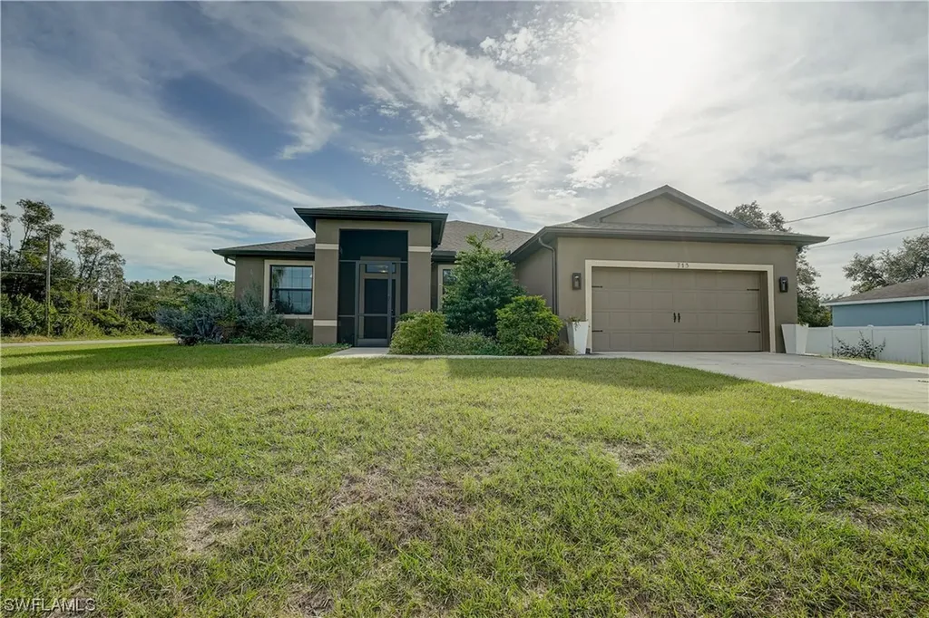 713 Zendor Avenue Fort Myers FL 33913