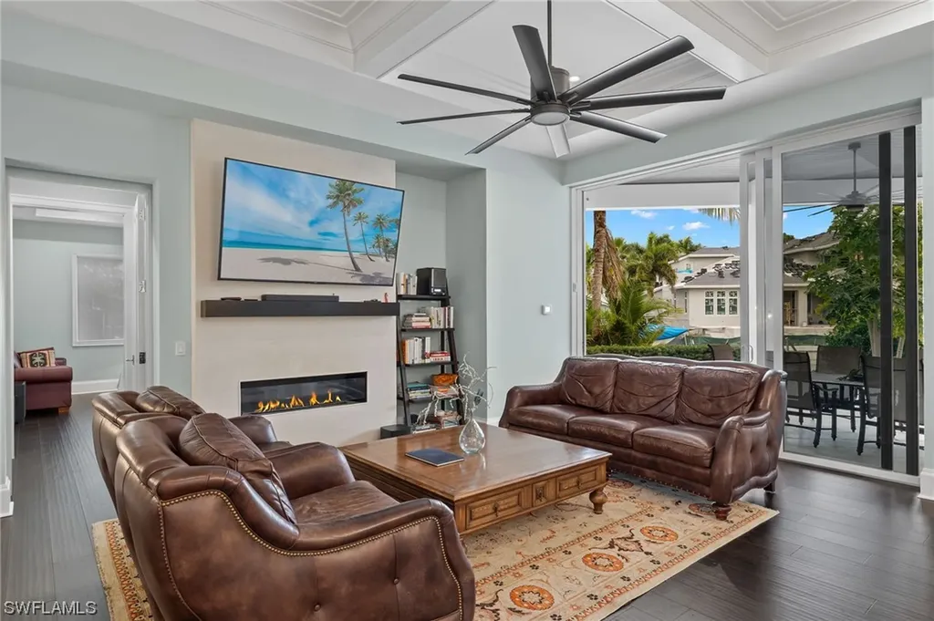 2275 Trout Court Naples FL 34102