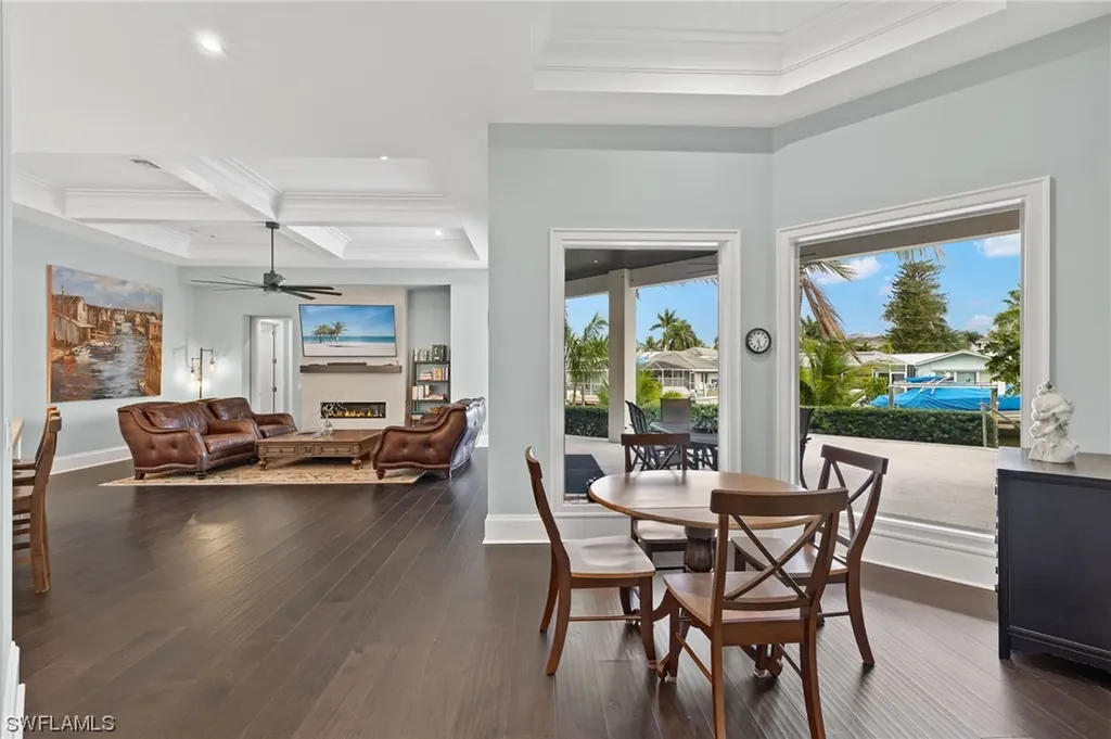 2275 Trout Court Naples FL 34102
